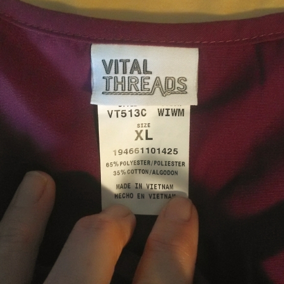 BNWT MAROON SCRUBS LADIES BY VITAL THREADS SZ. XL  2 PC. SHIRT AND PANTS - Picture 3 of 6